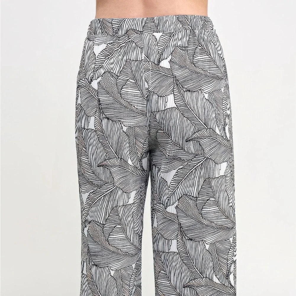 Plisse Palm Print Pants